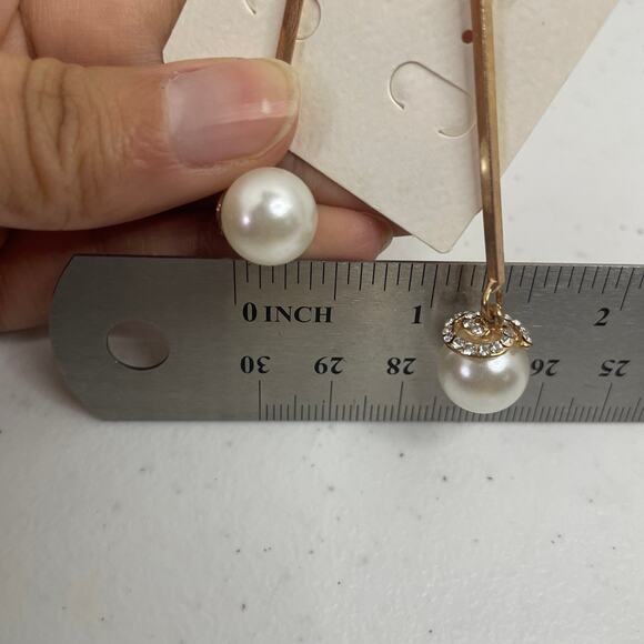 NWT Lot Of 3 Earrings Piercing Gold Pearl Dangling Gemstone Flower Shiny - Picture 9 of 10